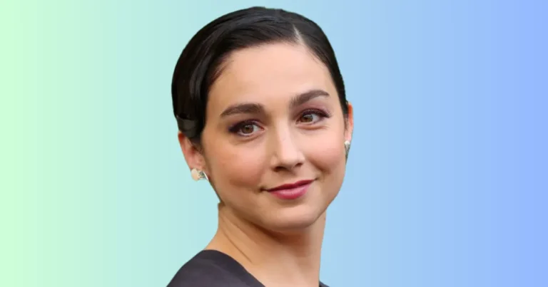 what is molly ephraim doing now