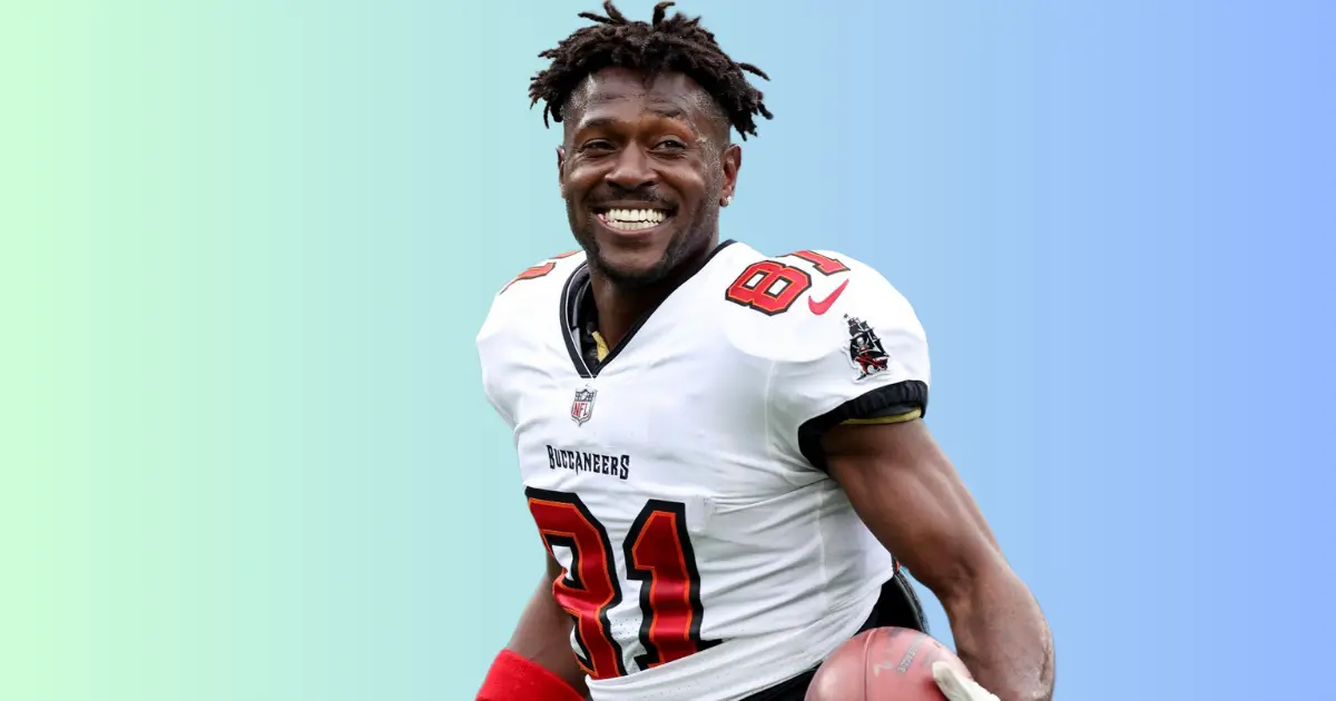 what is antonio brown doing now